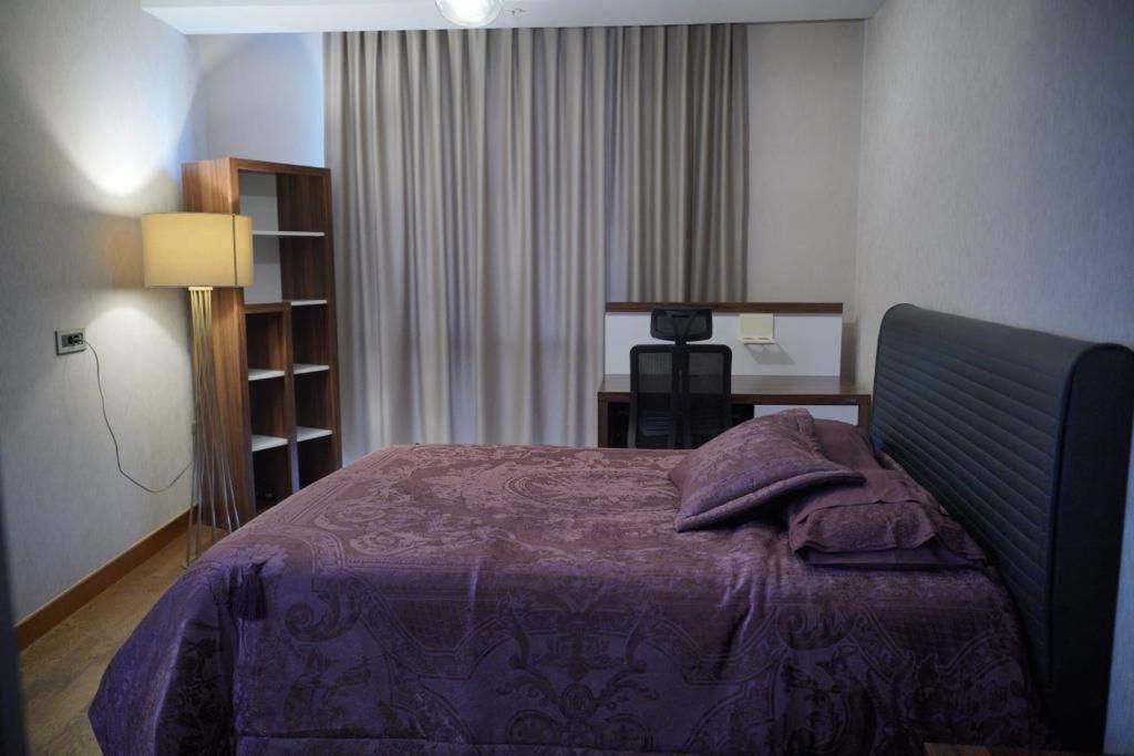 Lux Residance 40th Floor, Sound System, 65 Inch Tv *