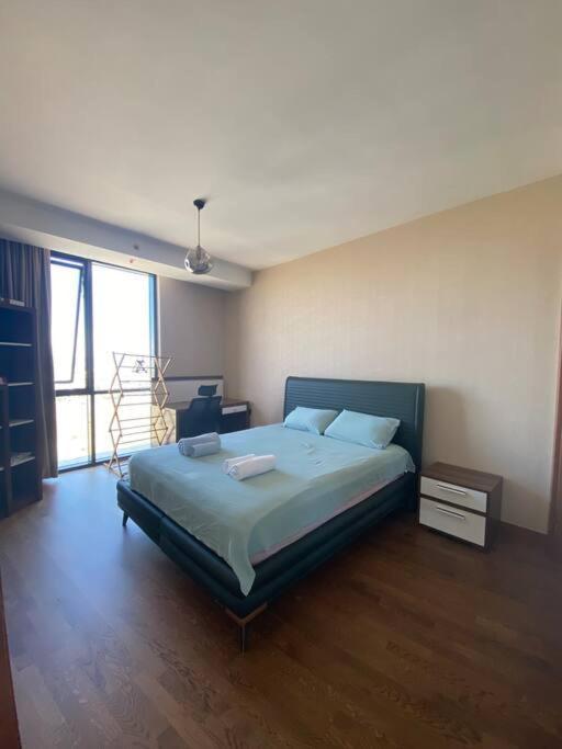 Lux Residance 40th Floor, Sound System, 65 Inch Tv
